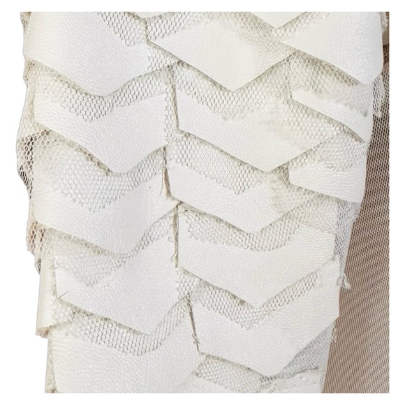 GRACIA Women's White Sheer Turtleneck Top Size S Faux Leather Scale Sleeve - Picture 7 of 10